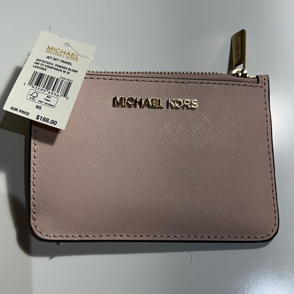 Michael Kors Jet Set Travel Wallet - Picture 2 of 4